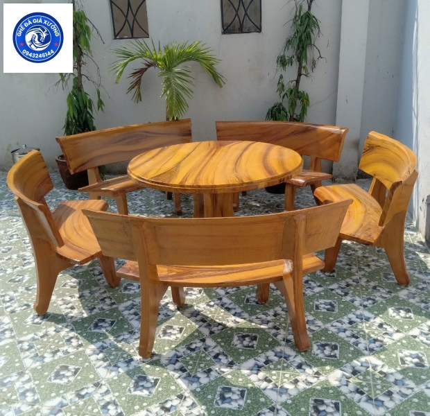 Bộ bàn tròn ghế đá giả gỗ sân  vườn